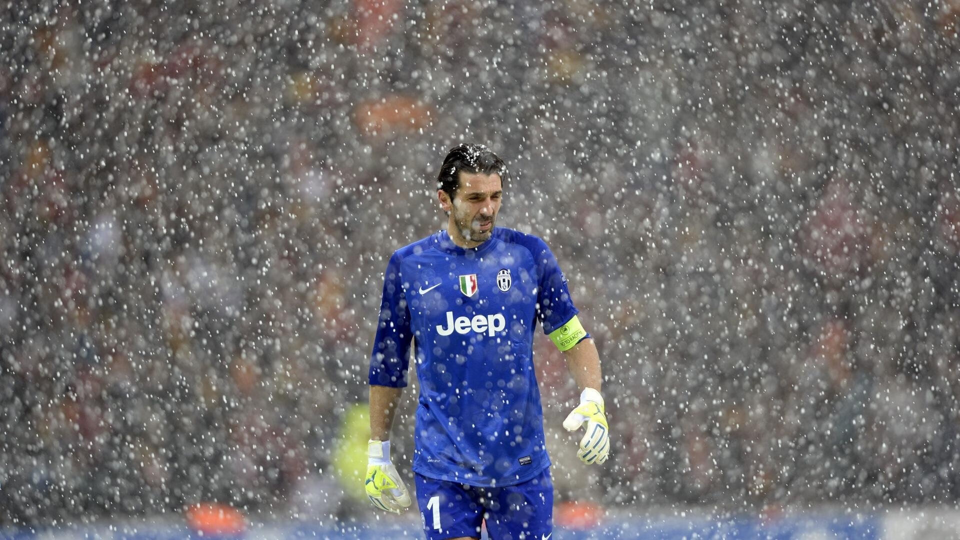 _城市夜空跑：在星光下迎接晨曦_，城市的星空,是夜晚的霓虹